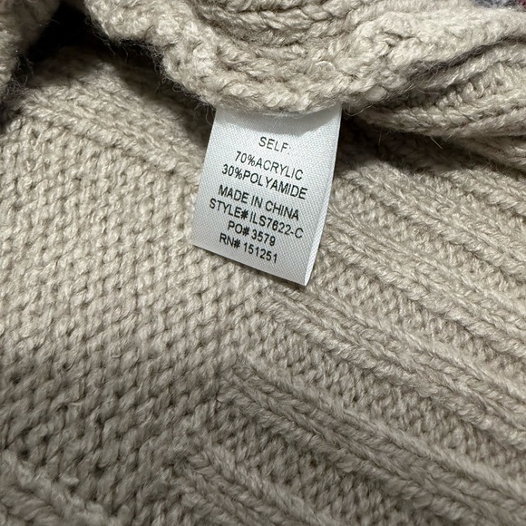 in loom Taupe Cable Knit Cardigan with Floral Embroidery Women Small - Picture 7 of 7